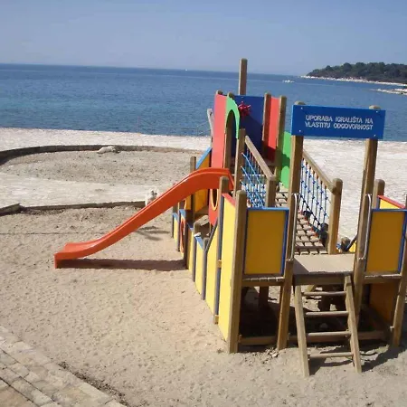In Porec/istrien 9901 Apartamento