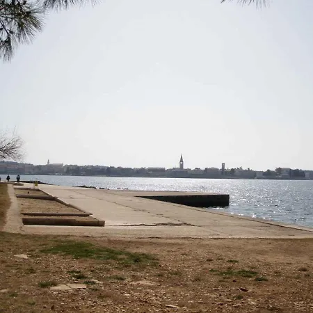 In Porec/istrien 9901 Apartamento